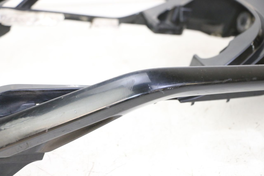 photo de GRAB RAIL YAMAHA FZ6 FAZER S2 600 (2007 - 2011)