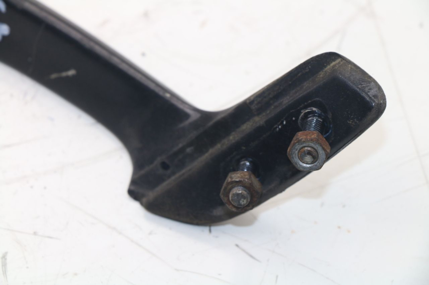 photo de LEFT GRAB RAIL  BMW K100 1000 (1982 - 1990)