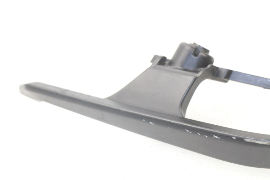 photo de LEFT GRAB RAIL  MBK EVOLIS 125 (2014 - 2018)