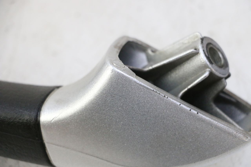 photo de LEFT GRAB RAIL  PIAGGIO MP3 RL 250 (2007 - 2010)