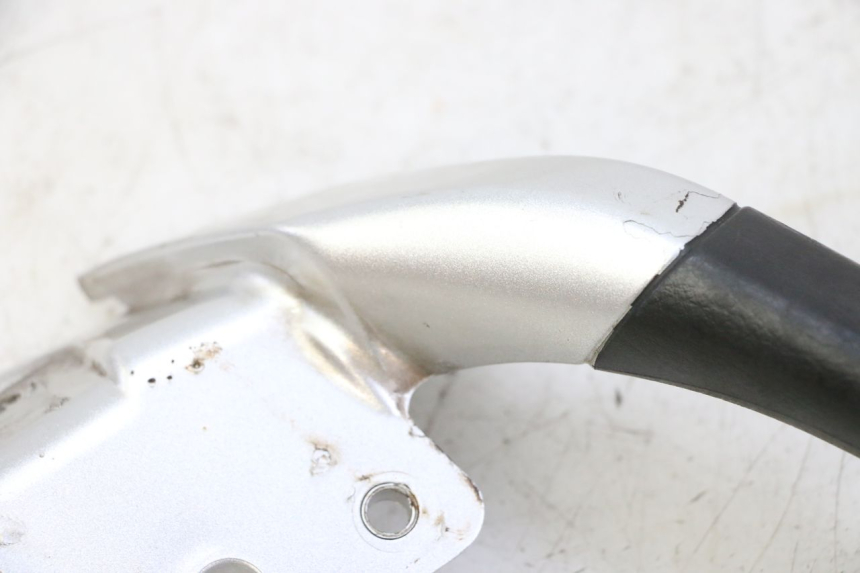 photo de LEFT GRAB RAIL  PIAGGIO MP3 RL 250 (2007 - 2010)
