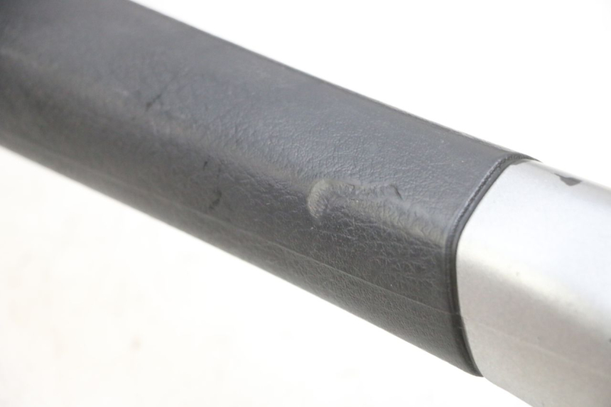 photo de LEFT GRAB RAIL  PIAGGIO MP3 125 (2006 - 2014)