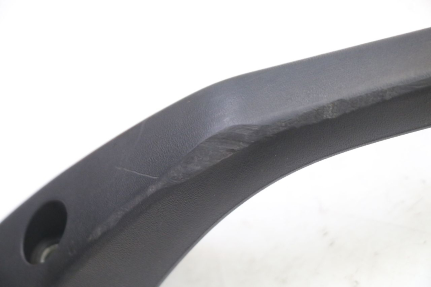 photo de LEFT GRAB RAIL  GILERA RUNNER SP 50 (2006 - 2008)