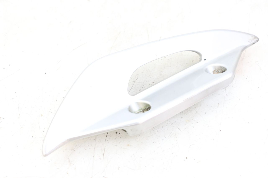 photo de LEFT REAR HANDLEBAR SUZUKI BURGMAN 125 (2007 - 2014)