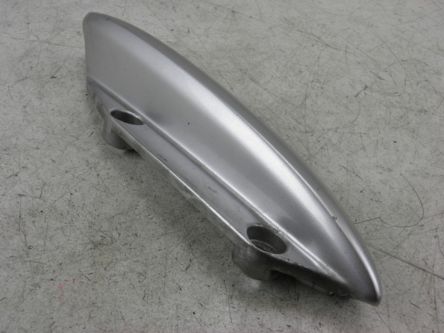 photo de LEFT GRAB RAIL  SUZUKI UH BURGMAN 125 (2002 - 2006)