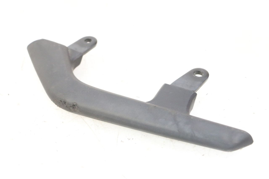 photo de LEFT GRAB RAIL  YAMAHA XJ6 ABS 600 (2008 - 2016)