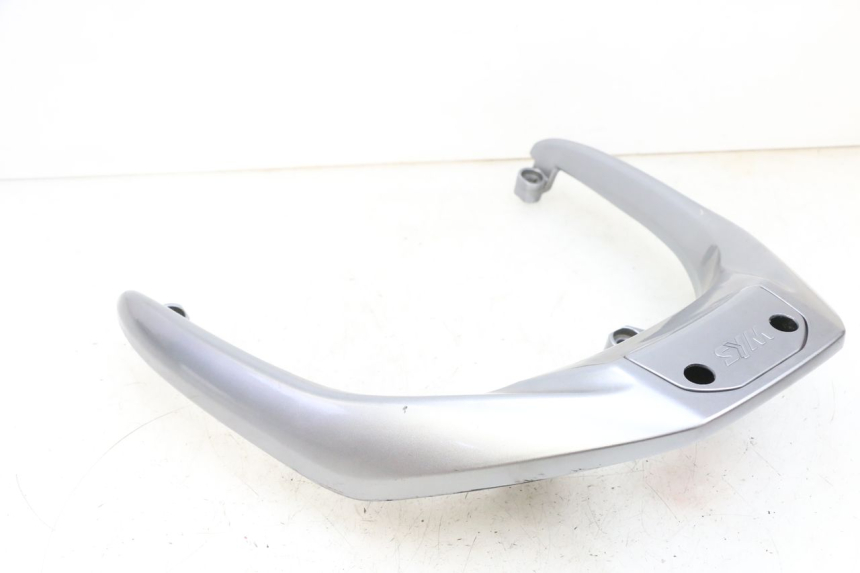 photo de GRAB RAIL SYM GTS EVO 125 (2009 - 2013) - Surface and material condition