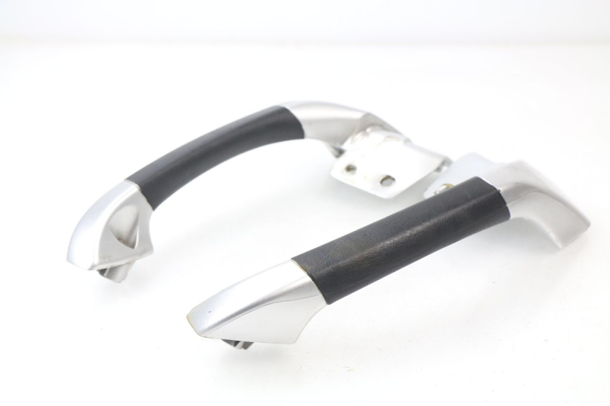 photo de REAR HANDLEBARS PIAGGIO MP3 LT 400 (2007 - 2012)