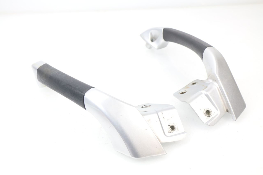 photo de REAR HANDLEBARS PIAGGIO MP3 LT 400 (2007 - 2012)