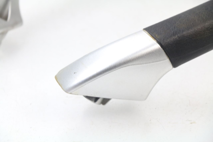 photo de REAR HANDLEBARS PIAGGIO MP3 LT 400 (2007 - 2012)