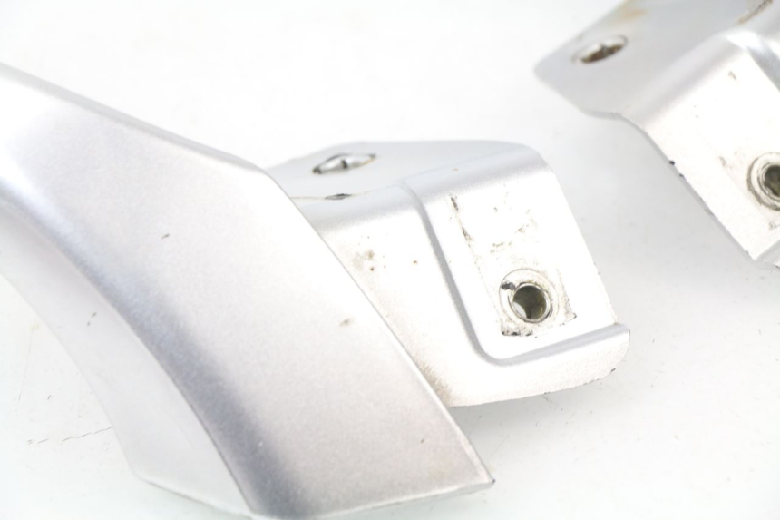 photo de REAR HANDLEBARS PIAGGIO MP3 LT 400 (2007 - 2012)