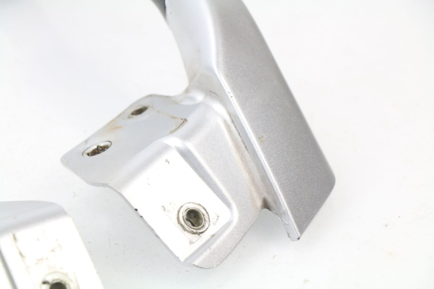 photo de REAR HANDLEBARS PIAGGIO MP3 LT 400 (2007 - 2012)