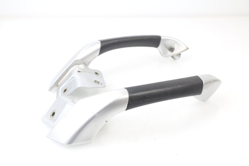 photo de REAR HANDLEBARS PIAGGIO MP3 LT 400 (2007 - 2012)