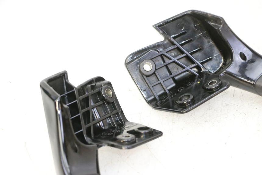 photo de GRAB RAIL PIAGGIO MP3 500 (2011 - 2015)