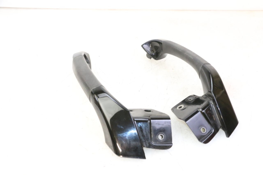 photo de GRAB RAIL PIAGGIO MP3 500 (2011 - 2015)