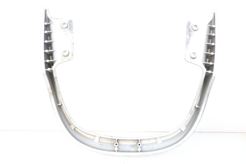 photo de GRAB RAIL PEUGEOT CITYSTAR 125 (2011 - 2017)