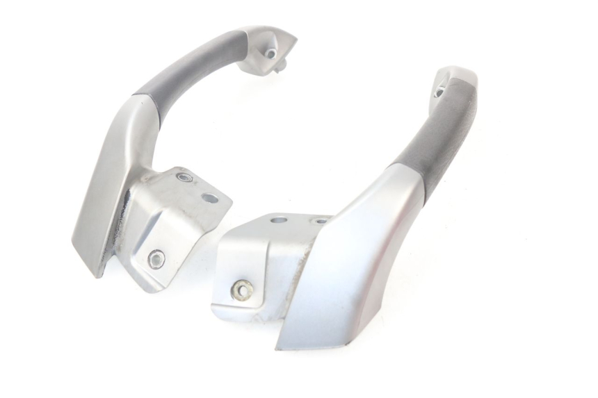 photo de REAR HANDLEBARS PIAGGIO MP3 125 (2006 - 2014)