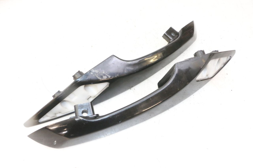 photo de GRAB RAIL  PEUGEOT SATELIS COMPRESSOR K15 125 (2006 - 2009)