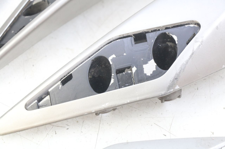 photo de REAR HANDLEBARS PEUGEOT SATELIS 125 (2010 - 2012)