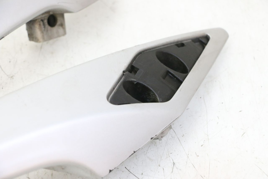 photo de REAR HANDLEBARS PEUGEOT SATELIS 125 (2006 - 2009)