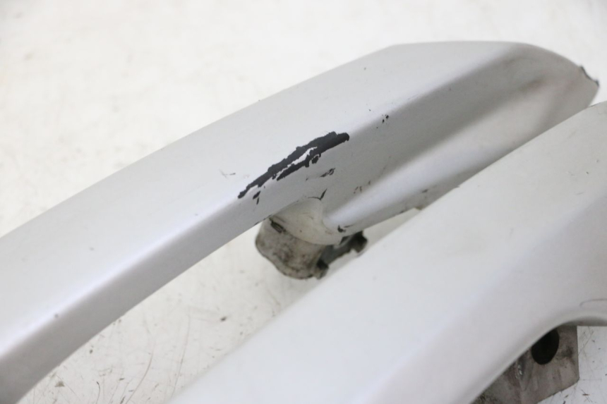 photo de REAR HANDLEBARS PEUGEOT SATELIS 125 (2006 - 2009)