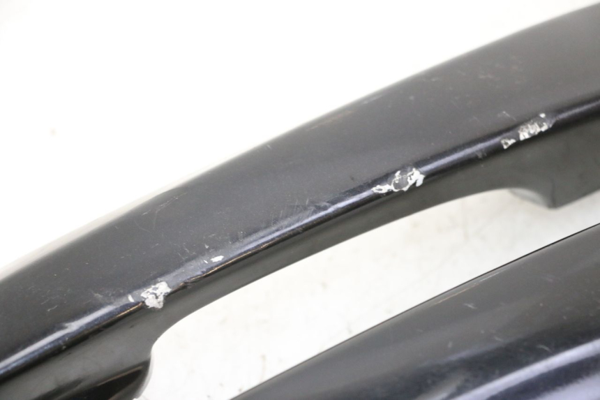 photo de GRAB RAIL PEUGEOT SATELIS 125 (2013 - 2018)