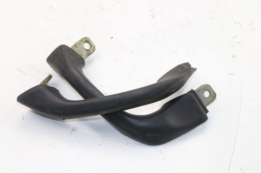 photo de GRAB RAIL  YAMAHA XJN DIVERSION 600 (2000 - 2003)
