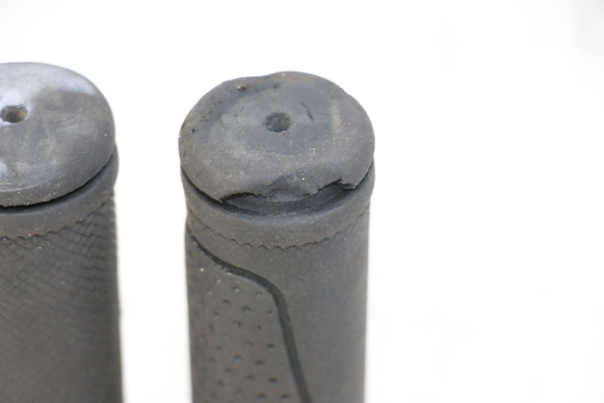 photo de HANDLEBAR GRIP URBANGLIDE 100XS 1