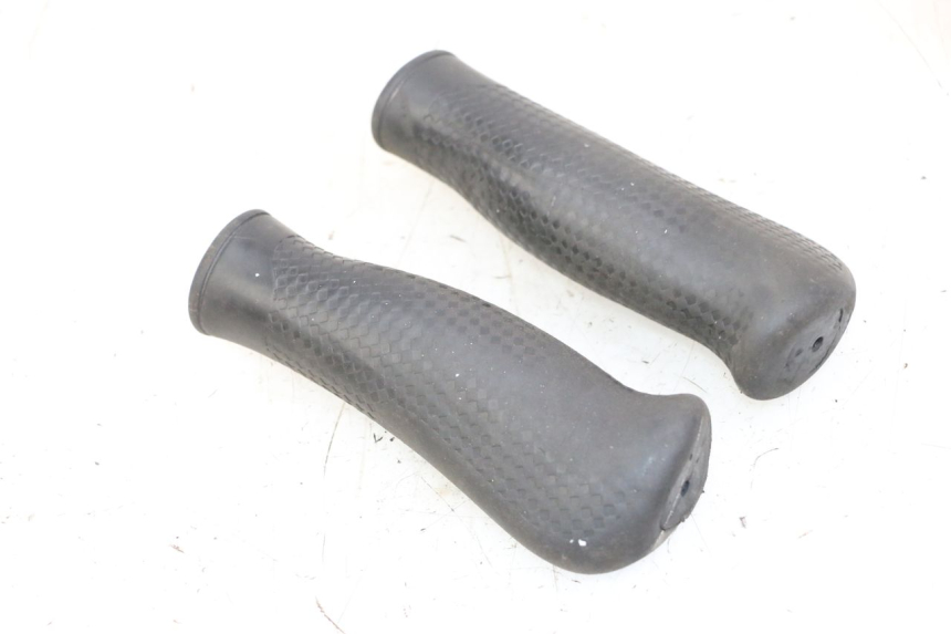 photo de HANDLEBAR GRIP KUKIRIN G2 MASTER 1
