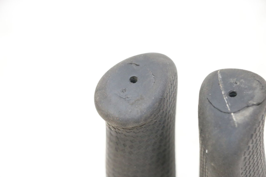 photo de HANDLEBAR GRIP KUKIRIN G2 MASTER 1