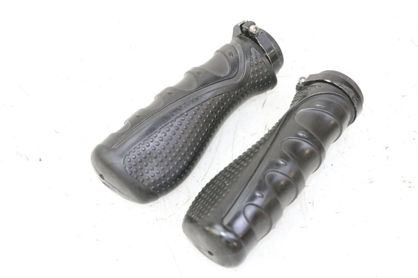 photo de HANDLEBAR GRIP HITWAY H5 1