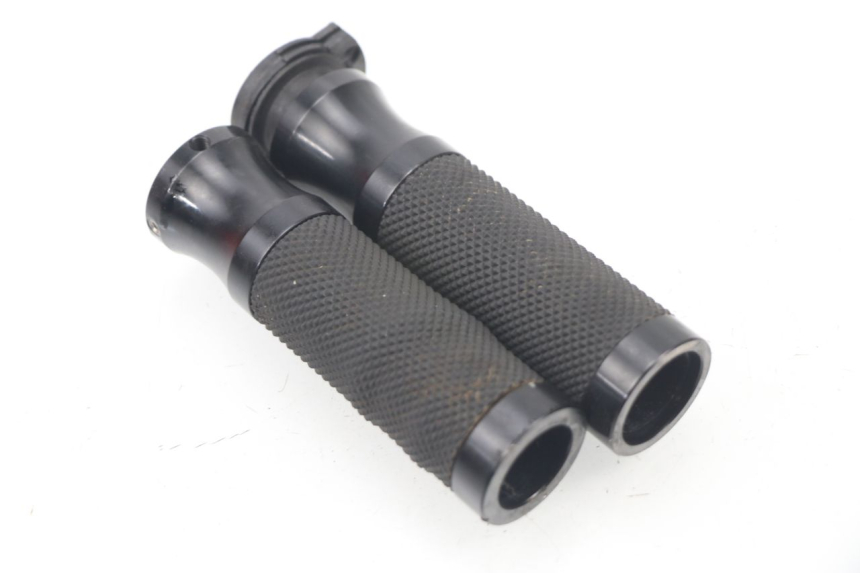 photo de HANDLEBAR GRIP HONDA CBF 500 (2004 - 2007)