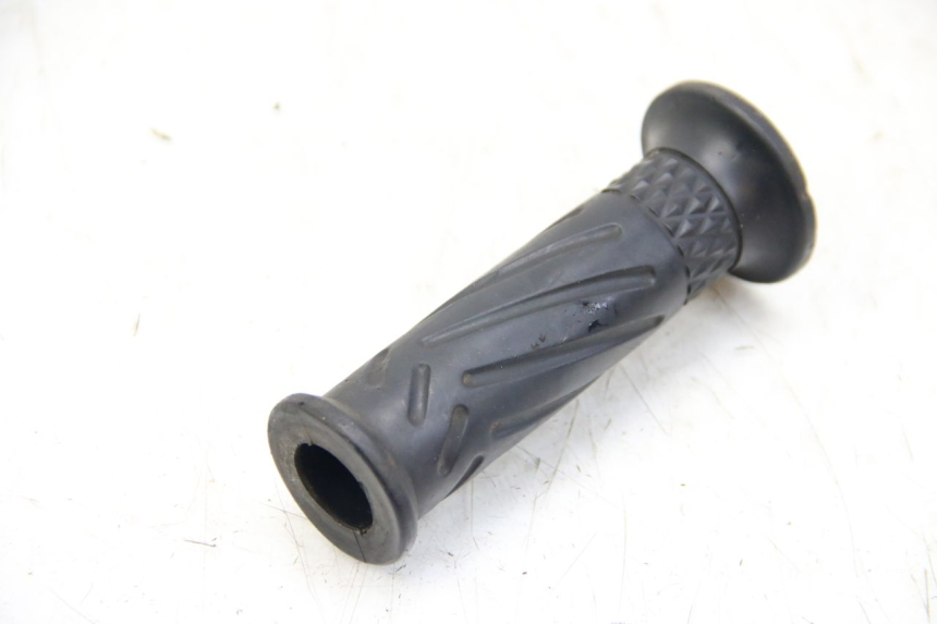 photo de HANDLEBAR GRIP JM MOTORS SANTANA 50 (2014 - 2020)