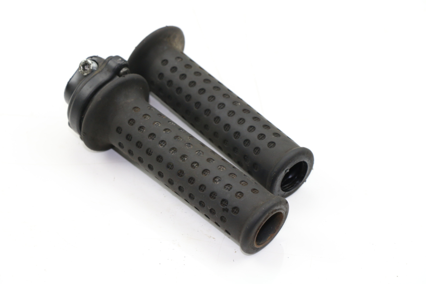 photo de HANDLEBAR GRIP PIAGGIO X9 EVOLUTION 125 (2003 - 2007)