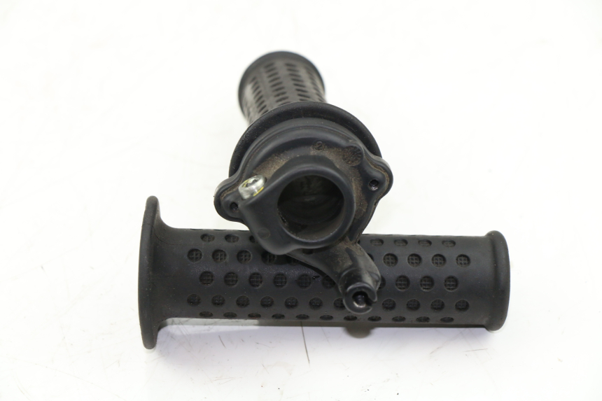 photo de HANDLEBAR GRIP PIAGGIO XEVO - X EVO 125 (2010 - 2015)