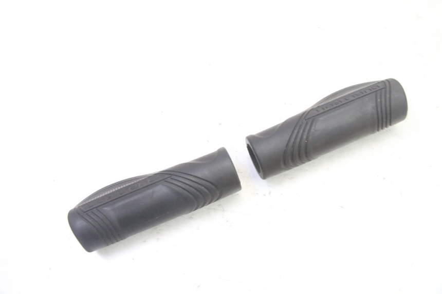 photo de HANDLEBAR GRIP DUALTRON VICTOR LIMITED 1
