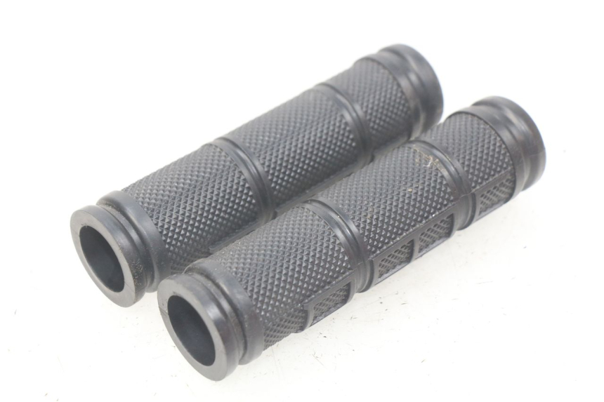 photo de HANDLEBAR GRIP YAMAHA YFM R RAPTOR 90 (2017 - 2023)