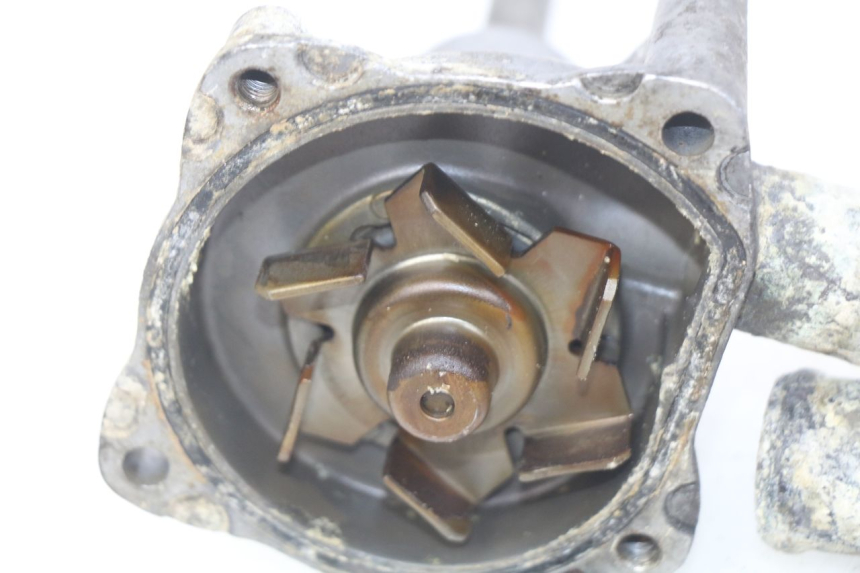 photo de WATER PUMP HONDA CBR RR FIREBLADE 900 (1992 - 1994)