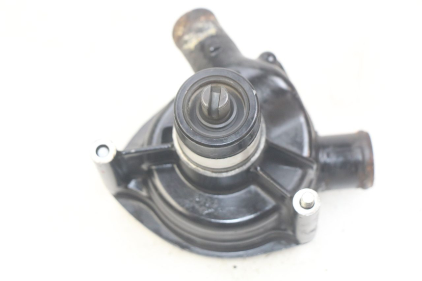 photo de WATER PUMP TRIUMPH SPRINT ST 955 (1999 - 2001)