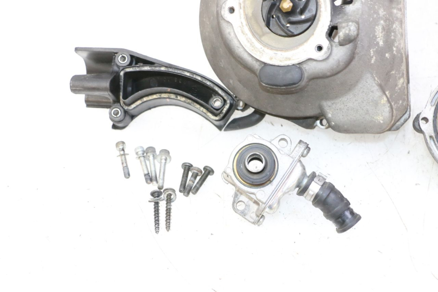 photo de WATER PUMP PIAGGIO XEVO - X EVO 125 (2007 - 2016)