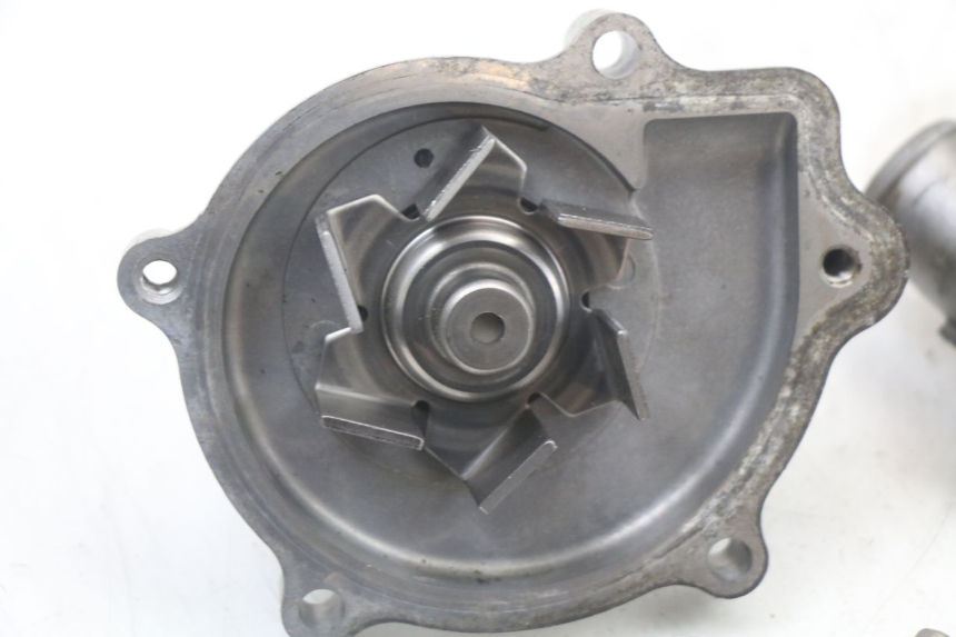 photo de WATER PUMP YAMAHA FJR ABS 1300 (2006 - 2012)