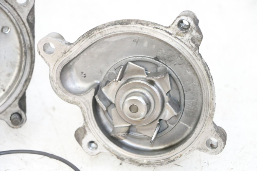 photo de WATER PUMP YAMAHA FZS FAZER 600 (2001 - 2003)