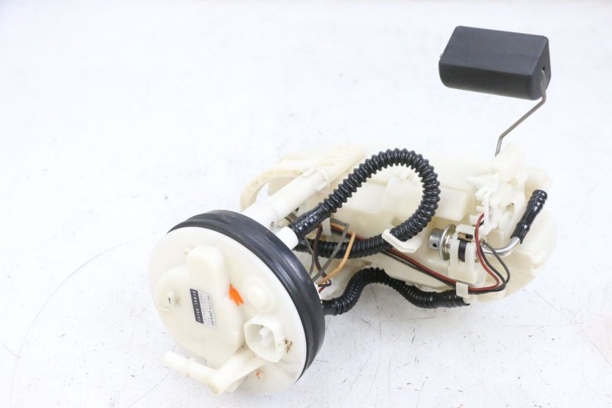 photo de FUEL PUMP SUZUKI BURGMAN 650 (2013 - 2020)