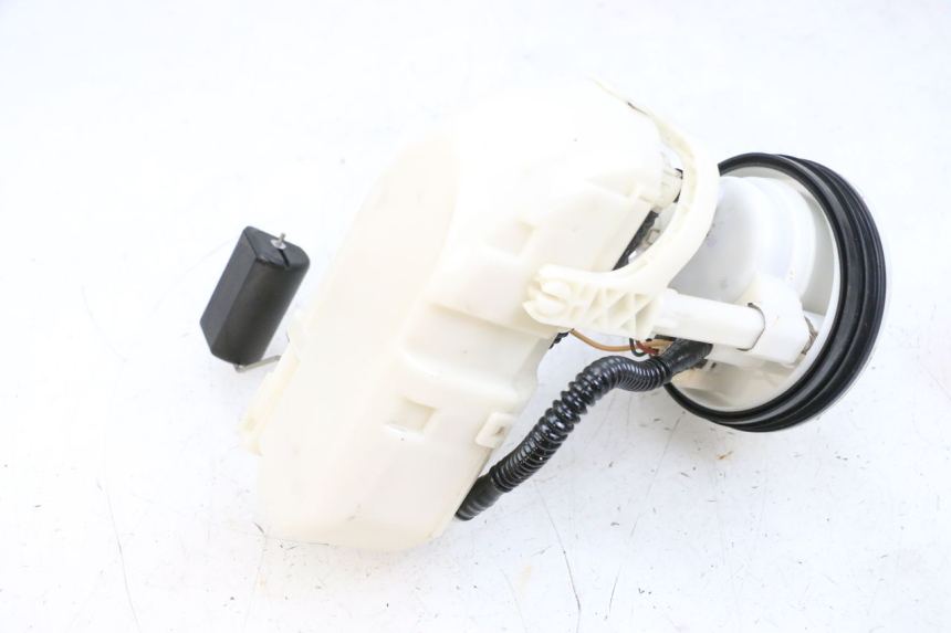 photo de FUEL PUMP SUZUKI BURGMAN 650 (2013 - 2020)