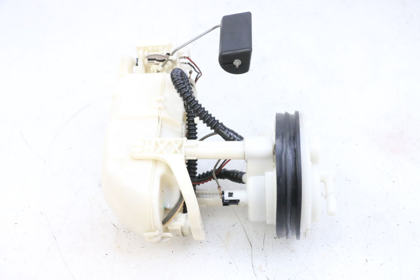 photo de FUEL PUMP SUZUKI BURGMAN 650 (2013 - 2020)