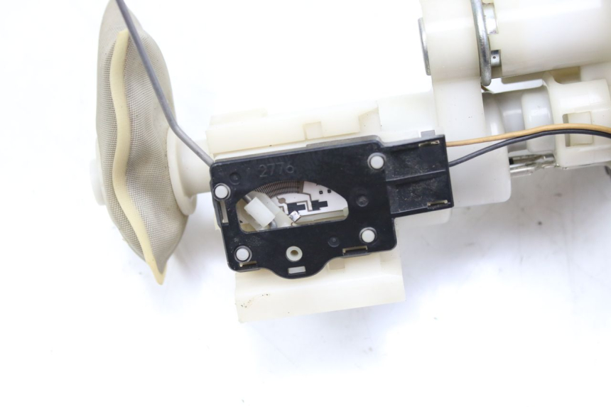 photo de FUEL PUMP YAMAHA CYGNUS X INJECTION 125 (2007 - 2013)