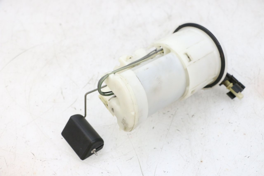 photo de FUEL PUMP YAMAHA FJR ABS 1300 (2006 - 2012) - Technical close-up