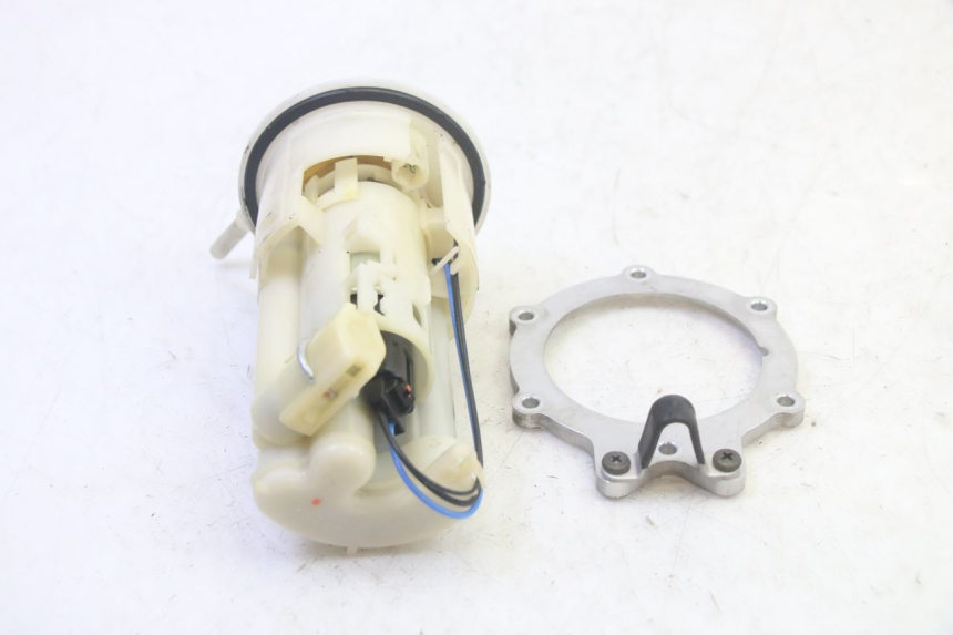 photo de FUEL PUMP YAMAHA FZ6 N FAZER 600 (2004 - 2006)