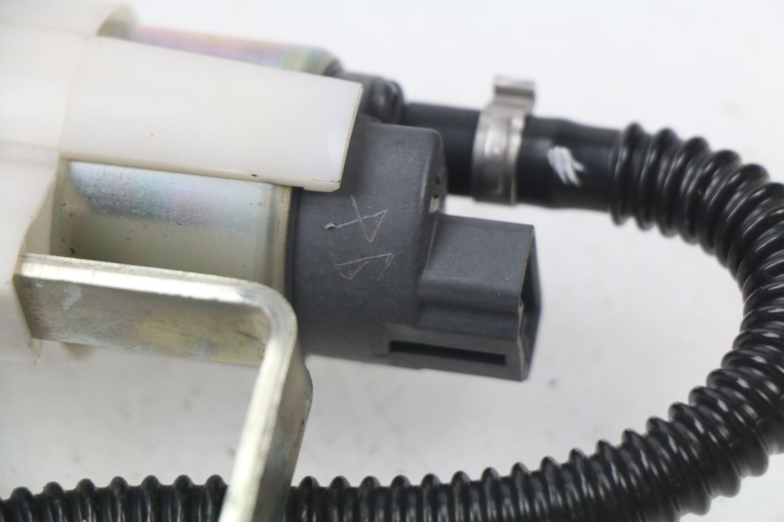 photo de FUEL PUMP PIAGGIO MP3 LT 400 (2007 - 2012)