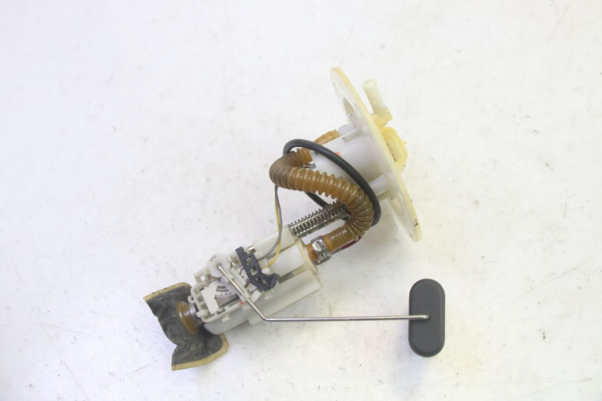 photo de FUEL PUMP DAELIM S1 125 (2007 - 2016) - Alternative perspective